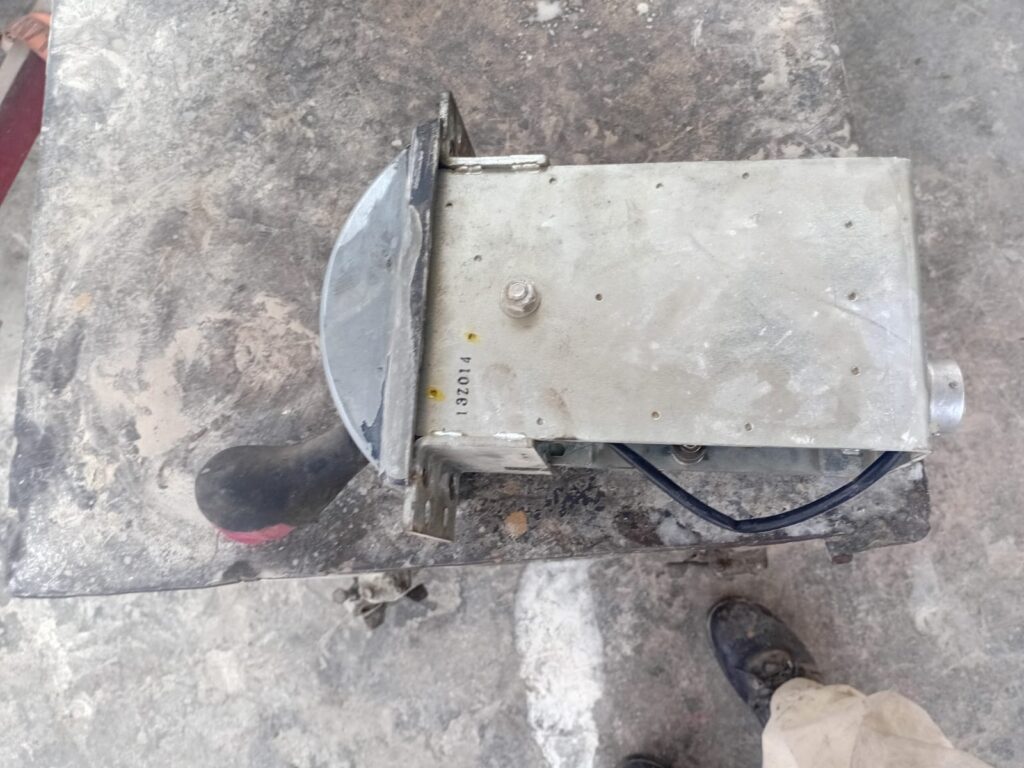 GD705-5 shifter